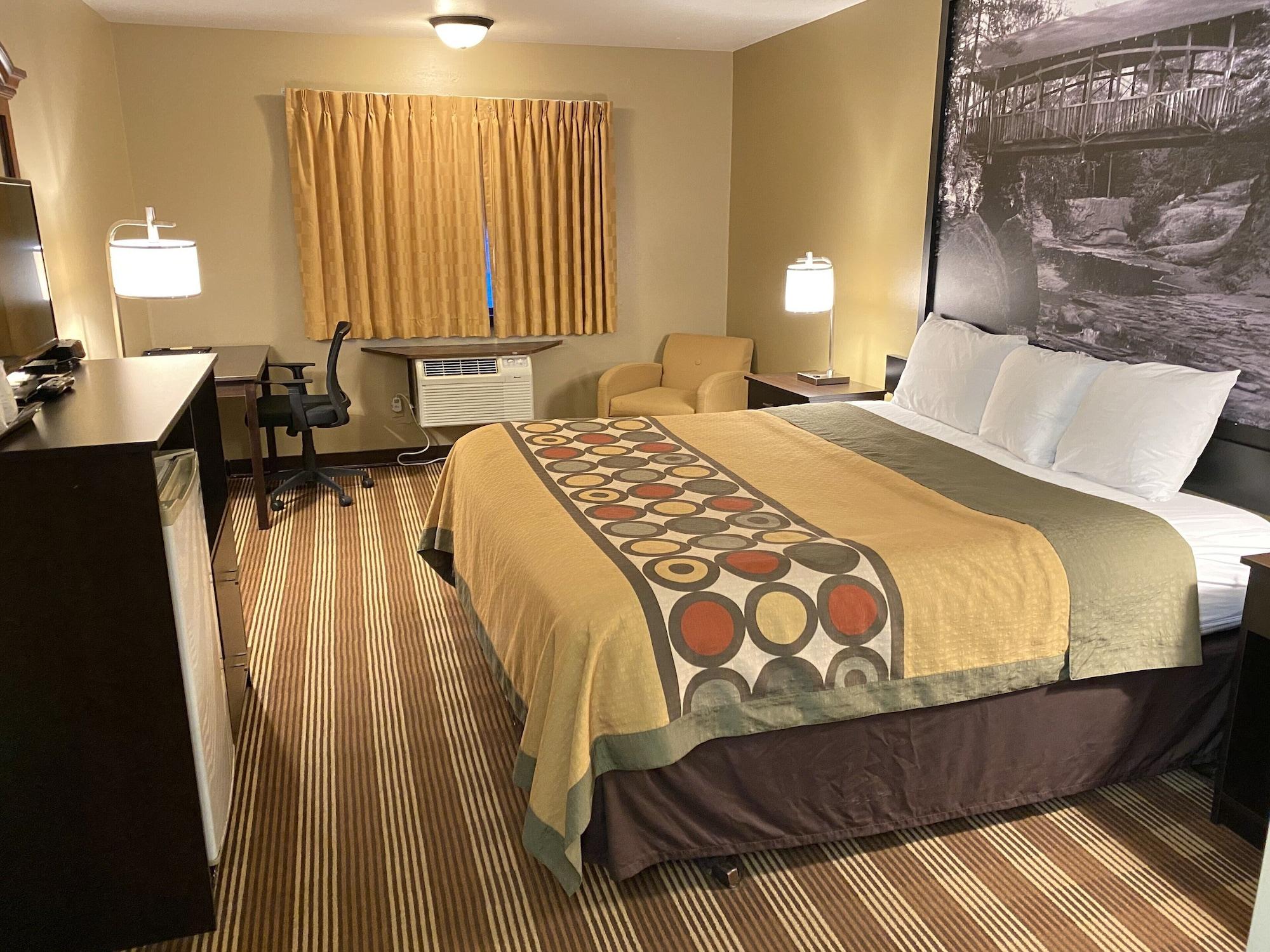 Hotel Super 8 by Wyndham Eau Claire WI Extérieur photo