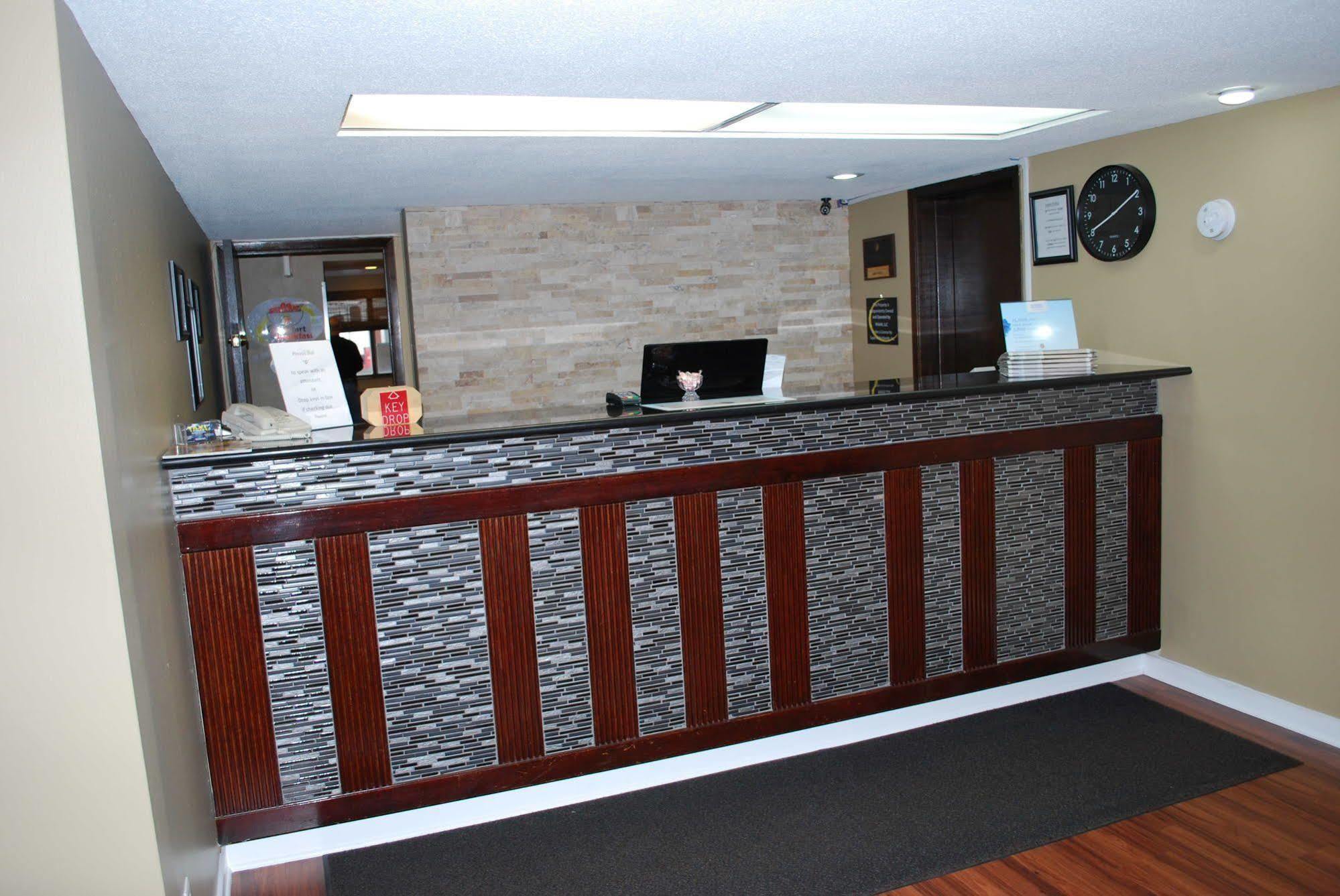 Hotel Super 8 by Wyndham Eau Claire WI Extérieur photo